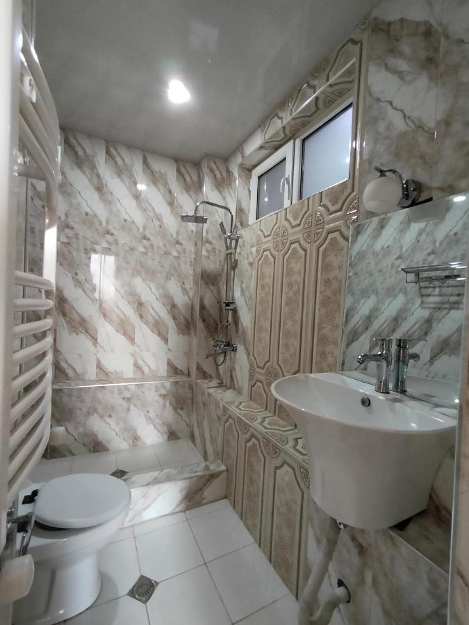 New Star Hotel Tbilisi ภายนอก รูปภาพ