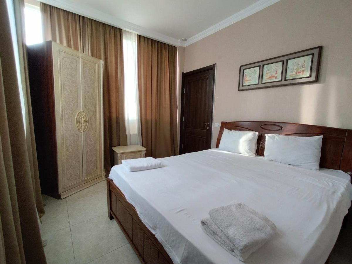 New Star Hotel Tbilisi ภายนอก รูปภาพ