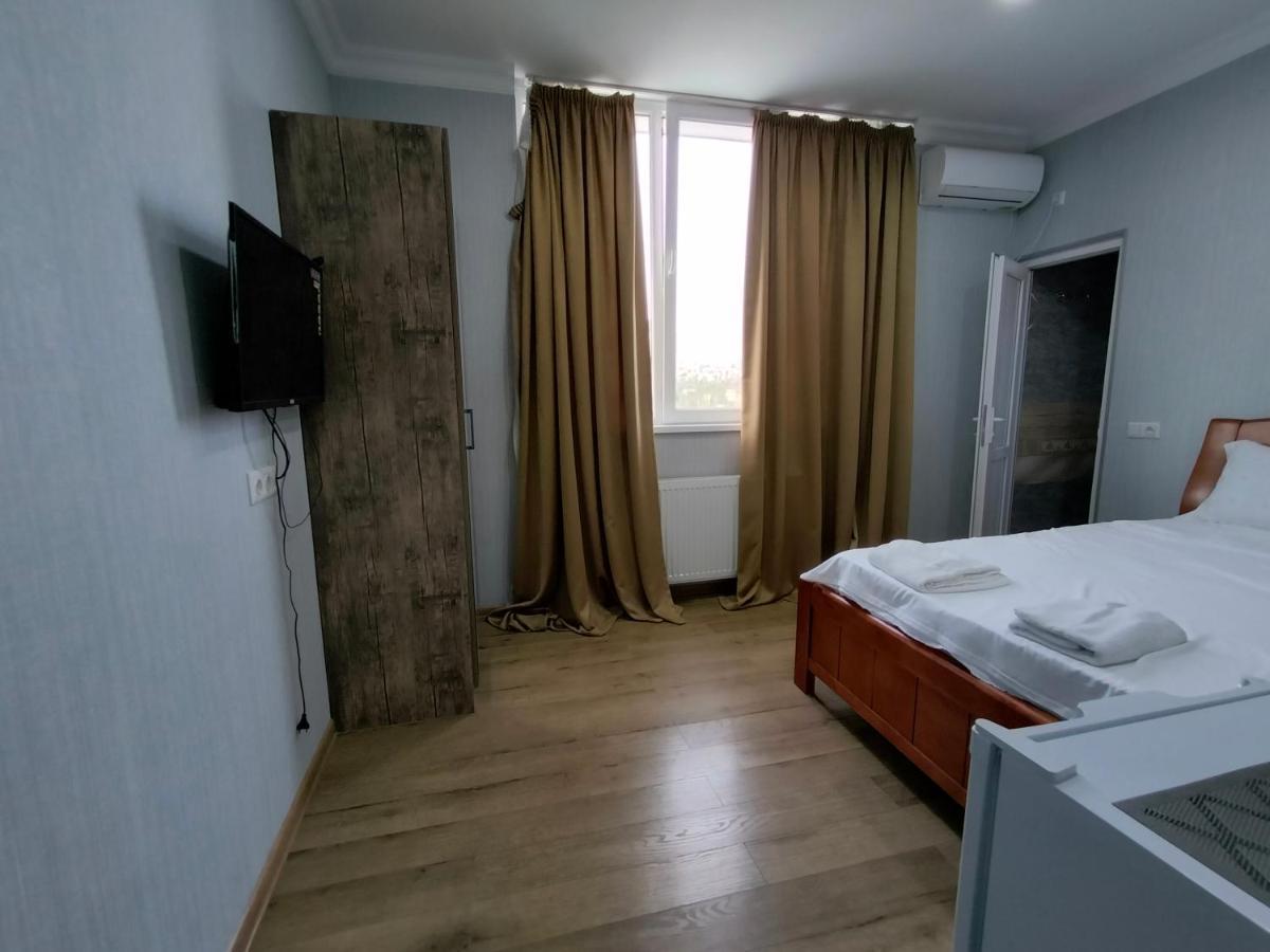 New Star Hotel Tbilisi ภายนอก รูปภาพ